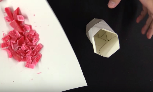Cách xếp lọ hoa giấy theo phong cách Origami - bước 4