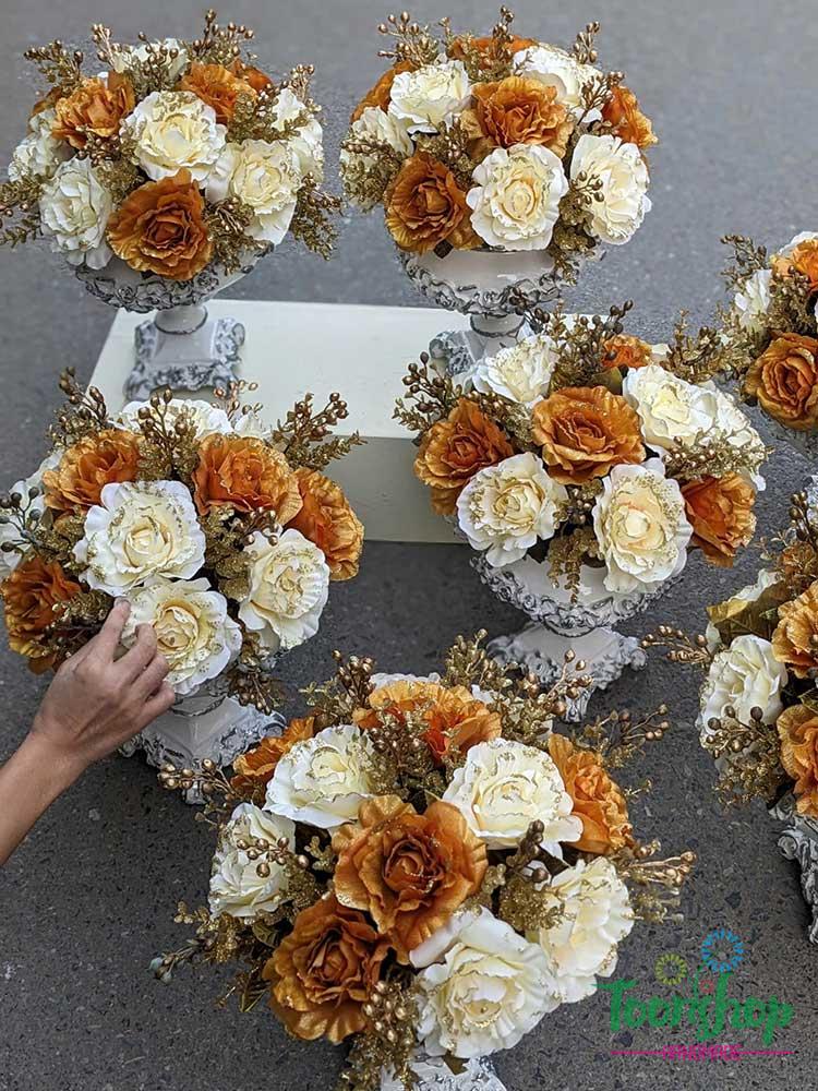 Bình hoa hồng kim tuyến