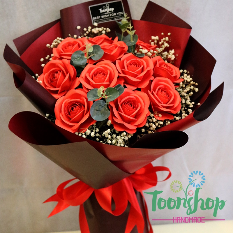 Bó hồng giấy 18 bông đỏ tươi