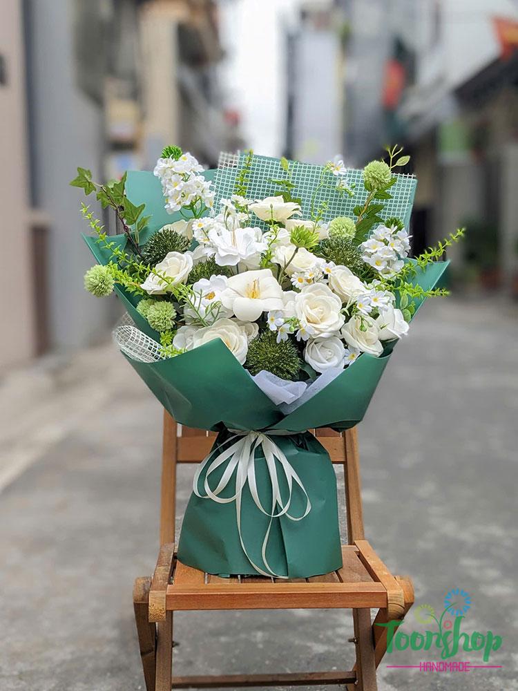 Bó hoa đẹp mix hoa sáp và hoa lụa