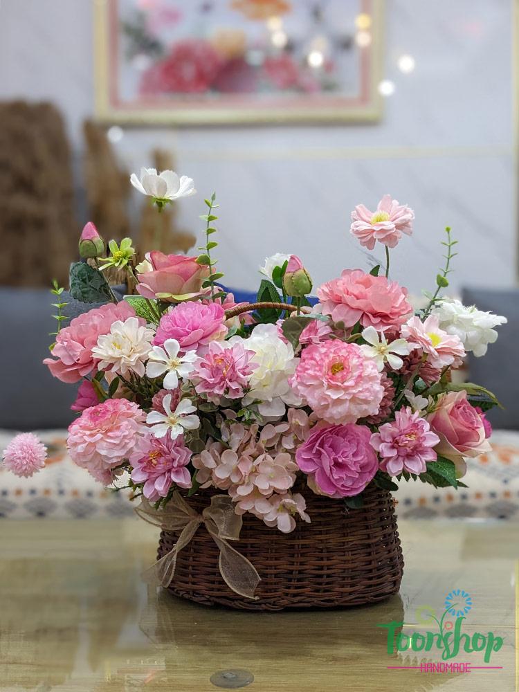 Giỏ hoa lụa tặng sếp