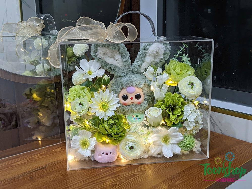 Mẫu hộp hoa Baby Three Thỏ thị trấn màu xanh