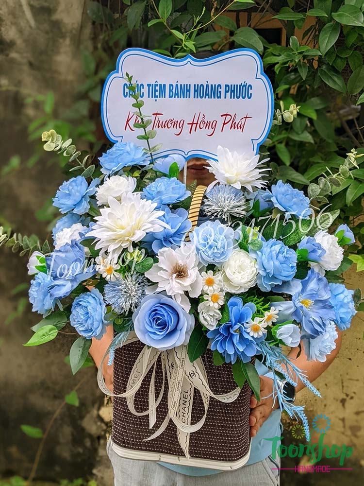 Lẵng hoa lụa Bầu trời xanh mùa hạ