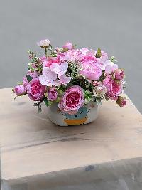 Bình hoa để bàn chất liệu hoa lua