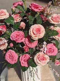 Bình hoa đề bàn giáo viên chất liệu hoa lụa