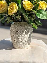 Bình hoa hồng vàng chất liệu hoa lụa