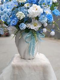 Bình hoa to đẹp trang trí phòng khách, sảnh khách sạn