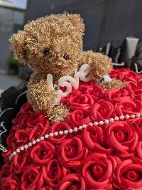 Bó hoa hồng sáp gấu bông