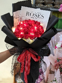 Bó hoa hồng sáp thơm cao cấp Black Rose