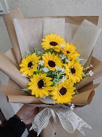 Bó hướng dương sáp 7 bông 02