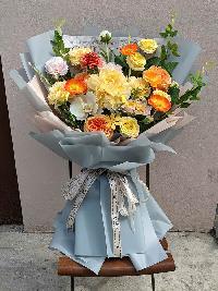 Bó hoa lụa cao cấp mẫu mới tone vàng cam