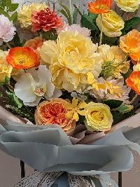 Bó hoa lụa cao cấp mẫu mới tone vàng cam