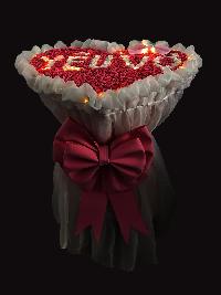 Bó hoa hình trái tim 400 bông