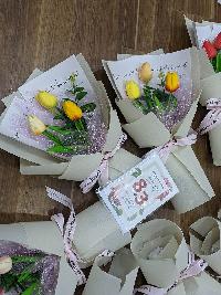 Bó hoa tulip 3 bông chất liệu cao su non