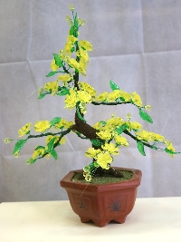Cây mai đá pha lê cỡ nhỏ 02