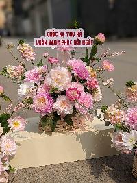 Giỏ hoa đẹp cỡ vừa mẫu mới chất liệu hoa lụa nhập khẩu