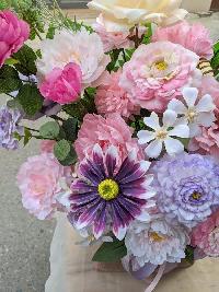 Lẵng hoa lụa mừng khai trương màu hồng mix tím