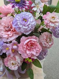 Lẵng hoa lụa mừng khai trương màu hồng mix tím