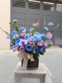 Lẵng hoa lụa mừng khai trương màu xanh biển mix tím