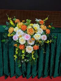 Hoa để bàn đại biểu