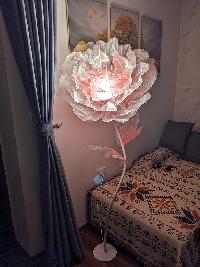 Hoa trang trí phòng khách, phòng ngủ có đèn led