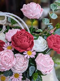 Lẵng hoa giấy nhún cỡ nhỏ 15 bông