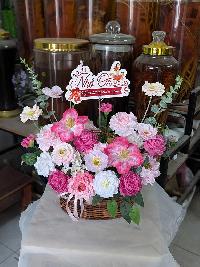 Lẵng hoa chúc mừng cỡ vừa