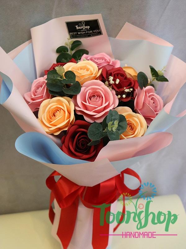 Bó hồng giấy 18 bông Gửi Trọn Niềm Tin 01