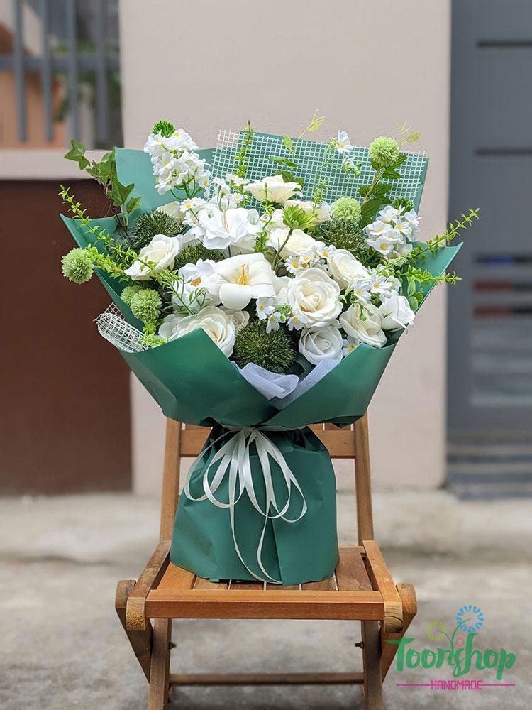 Bó hoa đẹp mix hoa sáp thơm và hoa lụa