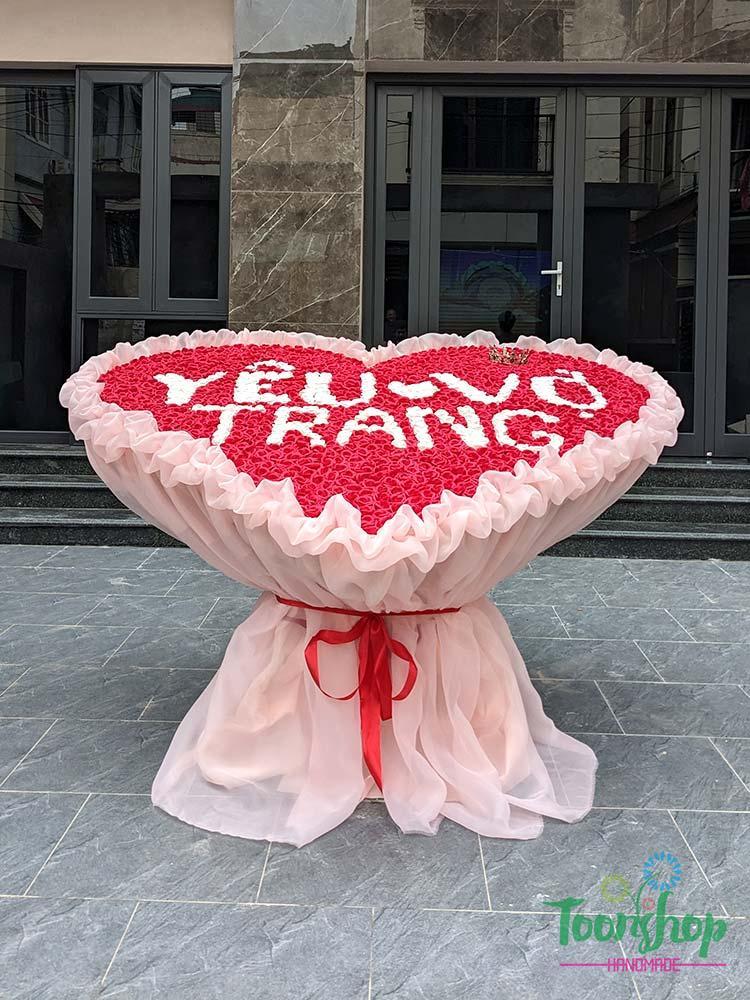 Bó hoa sáp trái tim 1200 bông