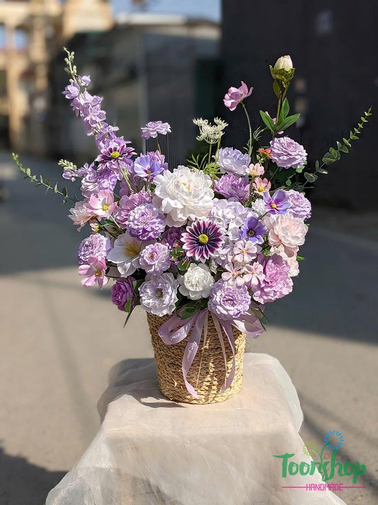 Lẵng hoa chúc mừng khai trương màu tím