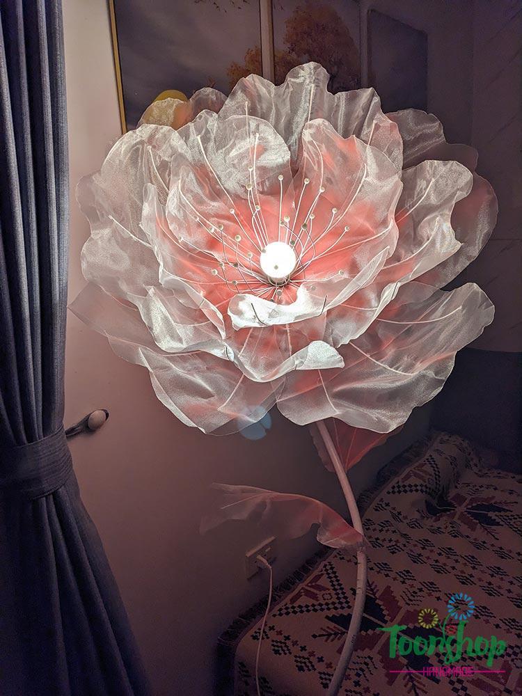 Hoa trang trí phòng khách, phòng ngủ có đèn led