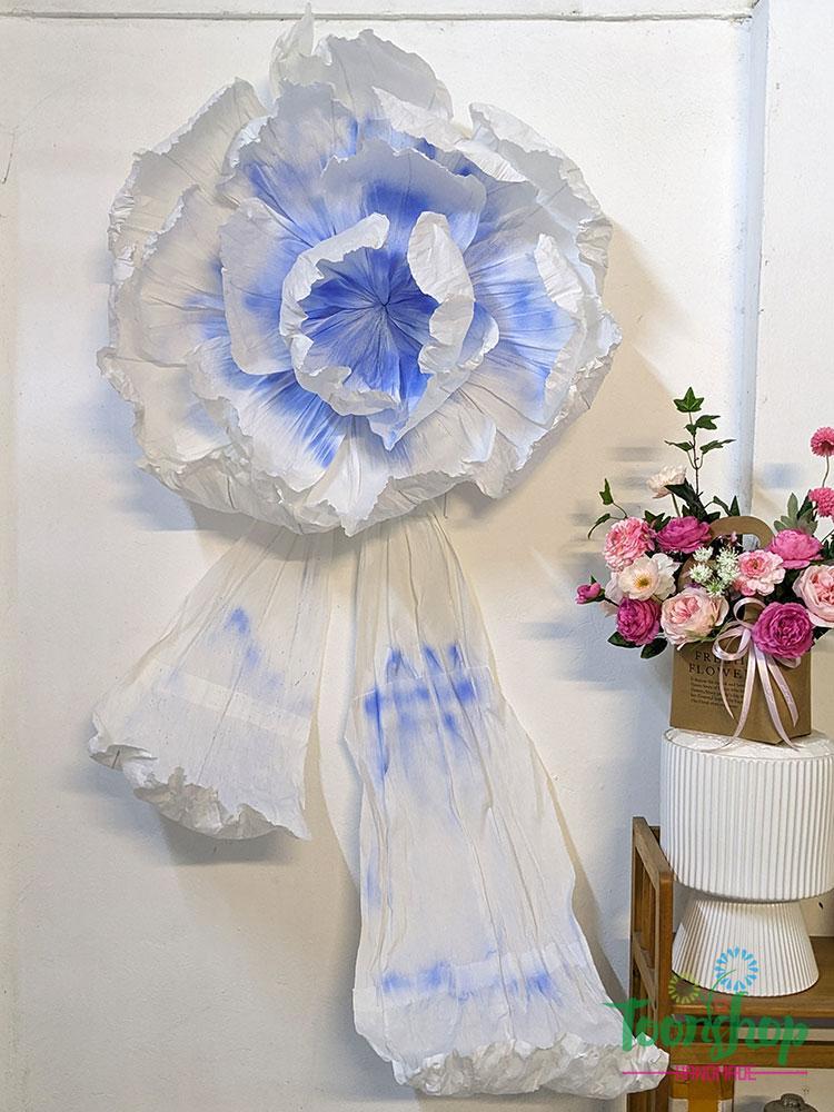 Bông hoa giấy trang trí tường decor văn phòng
