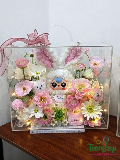 Hộp hoa lụa baby three thỏ thị trấn màu trắng mắt ướt