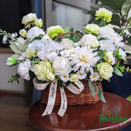 Lẵng hoa lụa tone trắng thanh khiết
