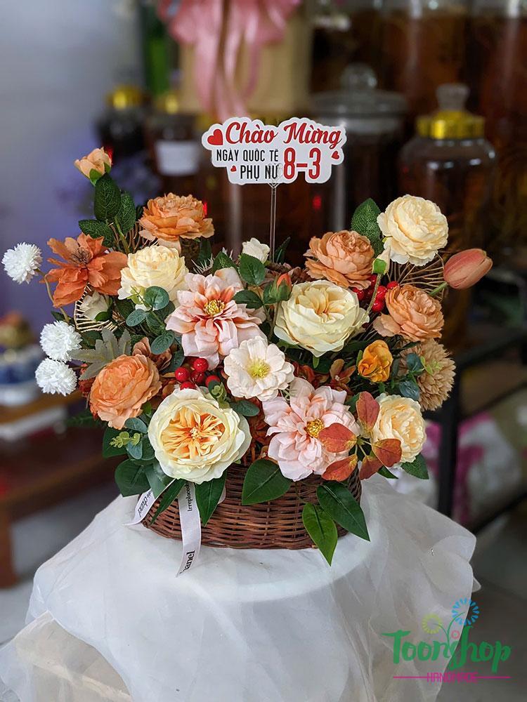 Lẵng hoa lụa thiết kế tone vàng cam size vừa mẫu 2