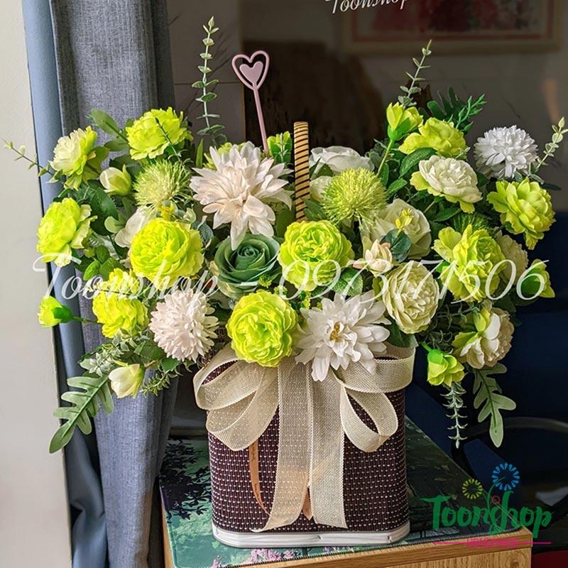 Lẵng hoa lụa thiết kế tone màu xanh lá Green Love