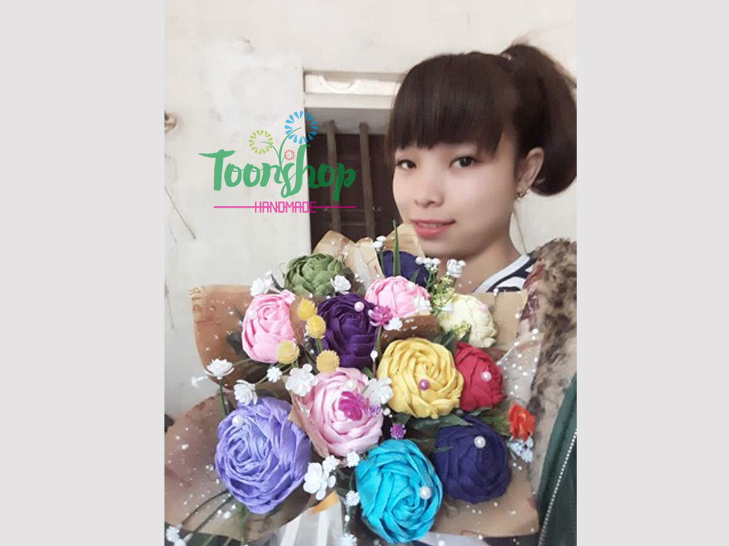 Khách lẻ của ToonShop mua hoa tặng sinh nhật bạn
